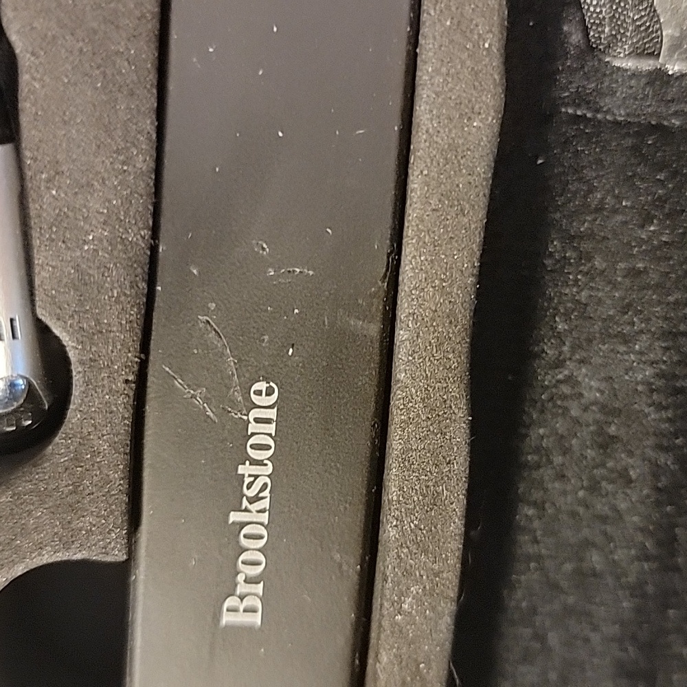 Brookstone LAPTOP Essentials Kit - Picture 7 of 7